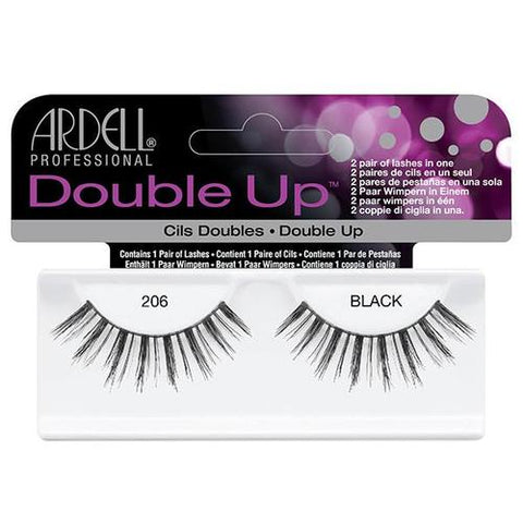 Medium volume, long length, rounded lash style elongated in the center with shorter inner and outer corners Clustered lash silhouette in black