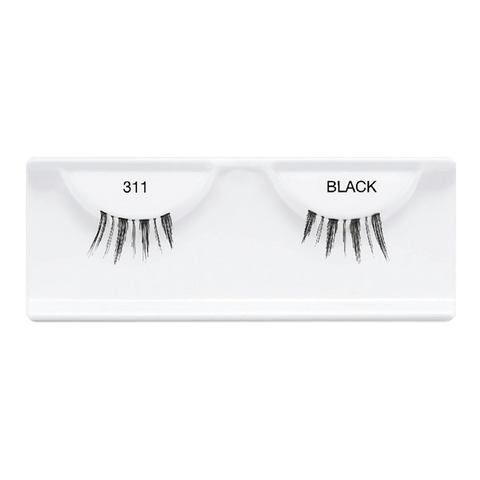 Accent 311 black lash creates light volume and medium length with a spiky effect